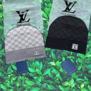 Louis Vuitton Men's Beanie Hats - Black and Gray (Set of 2)